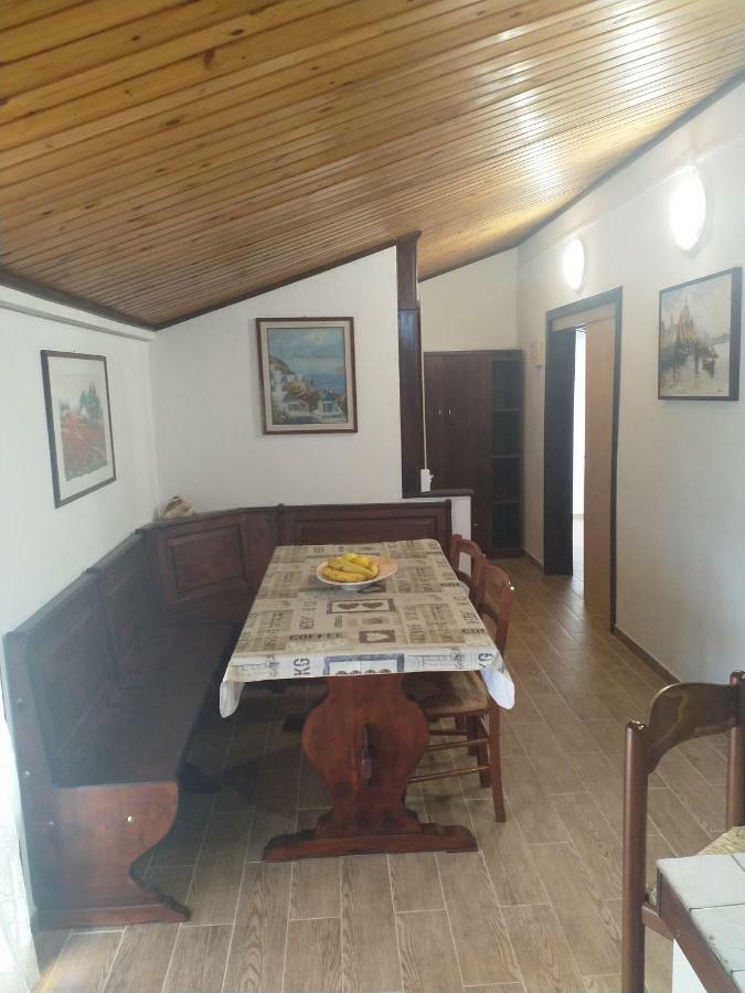 A Due Passi Apartment Arezzo Bagian luar foto