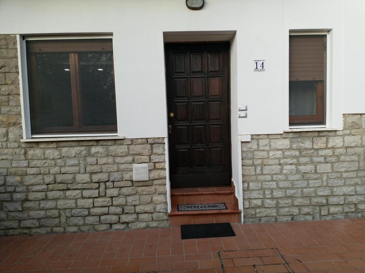 A Due Passi Apartment Arezzo Bagian luar foto