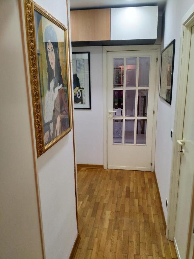 A Due Passi Apartment Arezzo Bagian luar foto