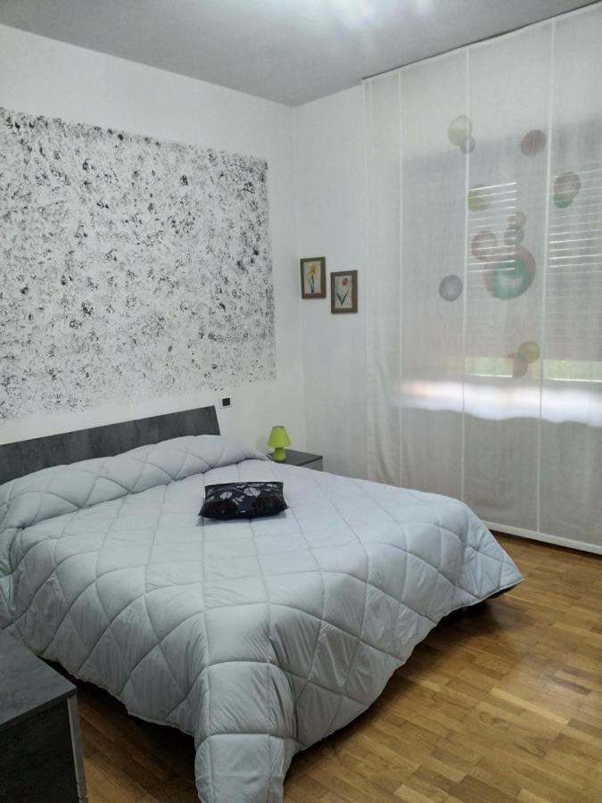 A Due Passi Apartment Arezzo Bagian luar foto