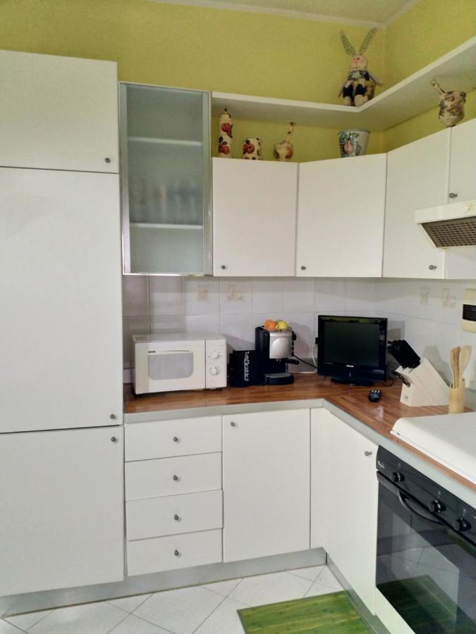 A Due Passi Apartment Arezzo Bagian luar foto