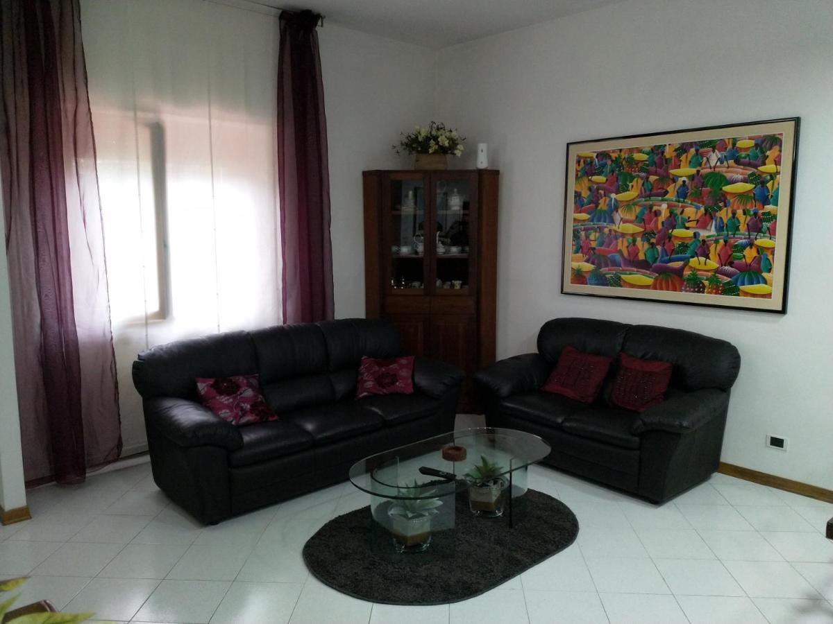 A Due Passi Apartment Arezzo Bagian luar foto